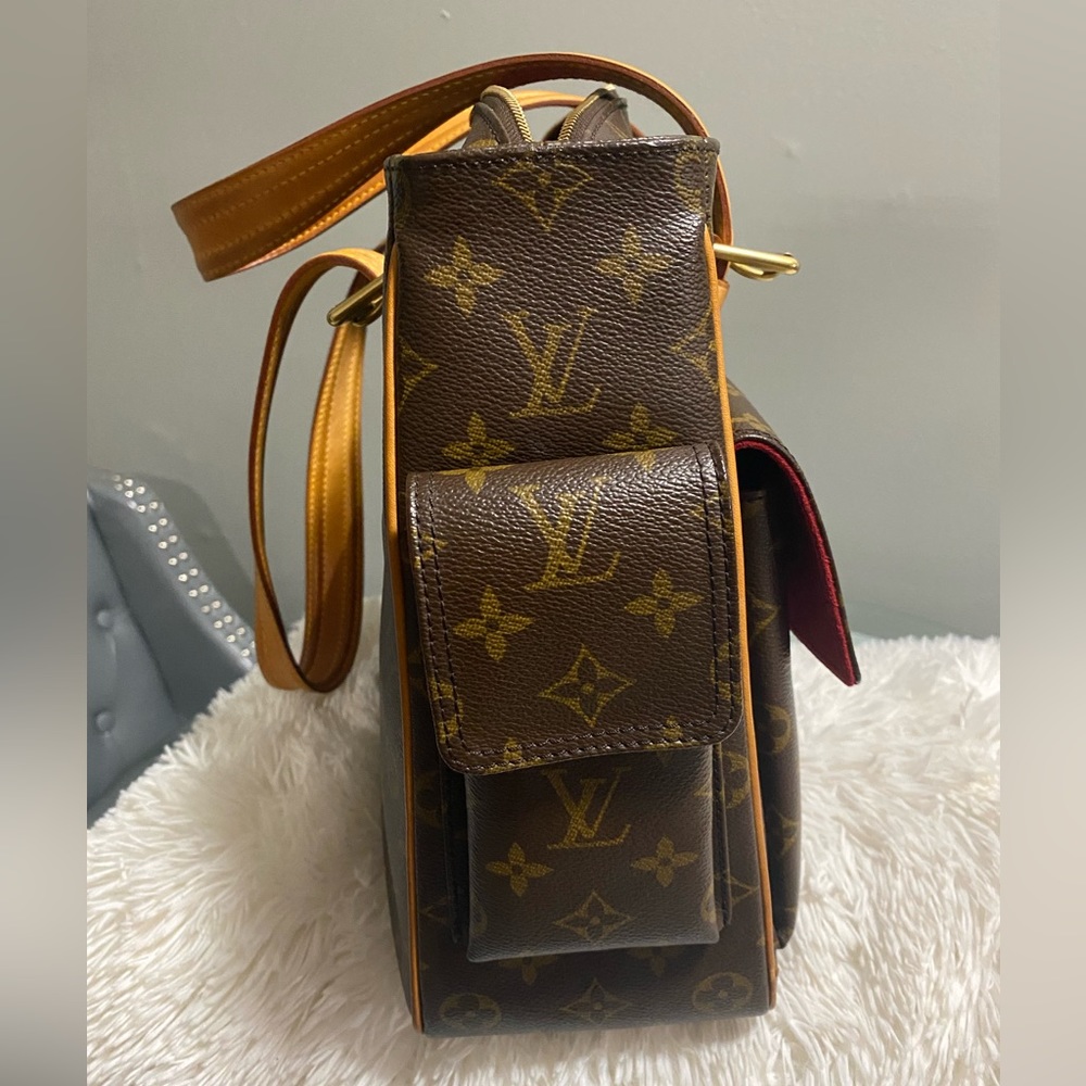 Authentic Louis Vuitton Luxury Handbag